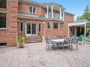3 Vandalay Court, Scarsdale NY 10583