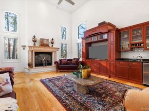 3 Vandalay Court, Scarsdale NY 10583