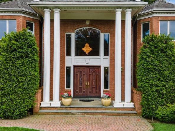 3 Vandalay Court, Scarsdale NY 10583