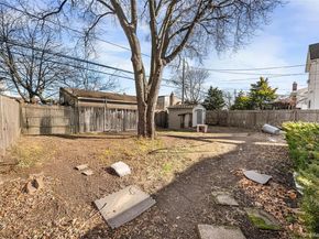 222 Lido Parkway, Lindenhurst NY 11757