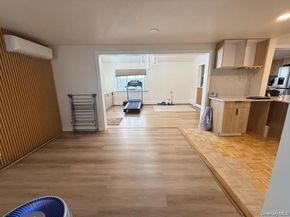 28 Floral Avenue, Bethpage NY 11714