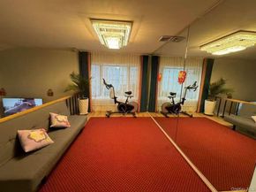 2187 Clover Court, East Meadow NY 11554