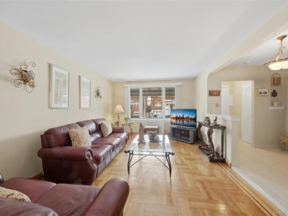 2429 Young Avenue, Bronx NY 10469