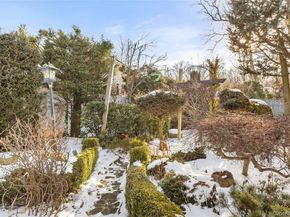 50 Atlantic Avenue, East Islip NY 11730