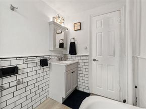 190 72nd St 136, Brooklyn NY 11209