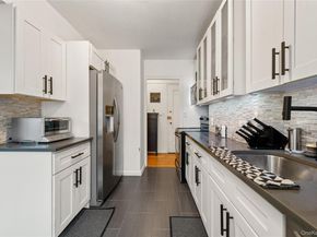 190 72nd St 136, Brooklyn NY 11209