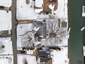 25 Dolphin Road, East Quogue NY 11942