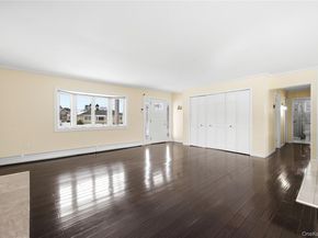 25 Dolphin Road, East Quogue NY 11942