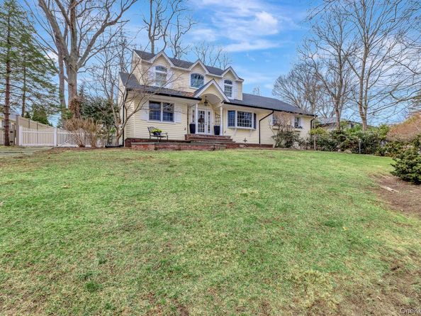 34 Peterborough Drive, Northport NY 11768