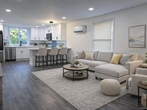 135 Village Circle W, Manorville NY 11949