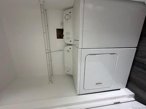 135 Village Circle W, Manorville NY 11949