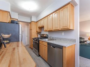 60 Hempstead Avenue 2K, Lynbrook NY 11563