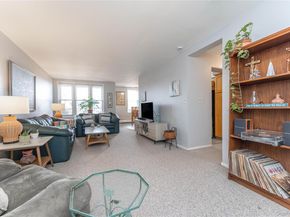 60 Hempstead Avenue 2K, Lynbrook NY 11563