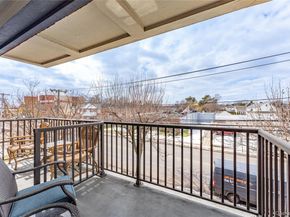 60 Hempstead Avenue 2K, Lynbrook NY 11563