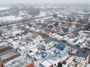 95-11 238th Street, Floral Park NY 11001