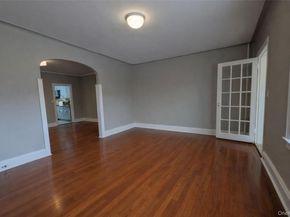 89-32 208th Street, Queens Village NY 11427