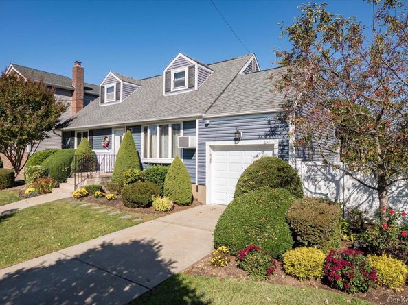 31 Walnut Avenue, South Farmingdale NY 11735