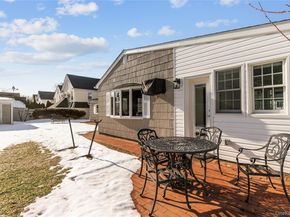 30 Highland Place, Great Neck NY 11020