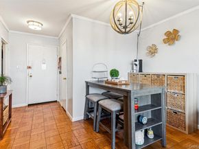 10230 66 Road 15G, Forest Hills NY 11375