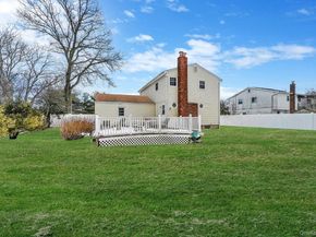 38 Pamlico Avenue, Ronkonkoma NY 11779