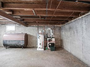 38 Pamlico Avenue, Ronkonkoma NY 11779