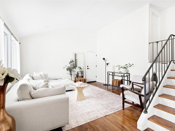 3106 Devon Avenue, Medford NY 11763