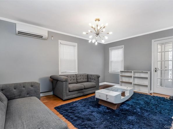 11848 222nd Street, Cambria Heights NY 11411