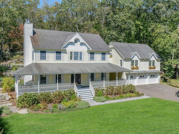 7/8 Douglas Drive, South Salem NY 10590