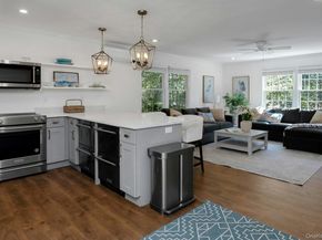 7/8 Douglas Drive, South Salem NY 10590