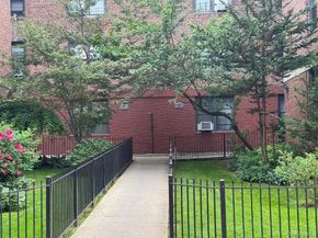 65-39 108 Street E6, Forest Hills NY 11375