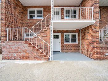 8915 102nd Road