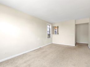 150-11 72nd Road 6E, Flushing NY 11367