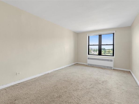 150-11 72nd Road 6E, Flushing NY 11367