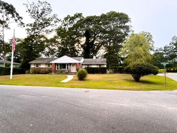 5 Leland Drive