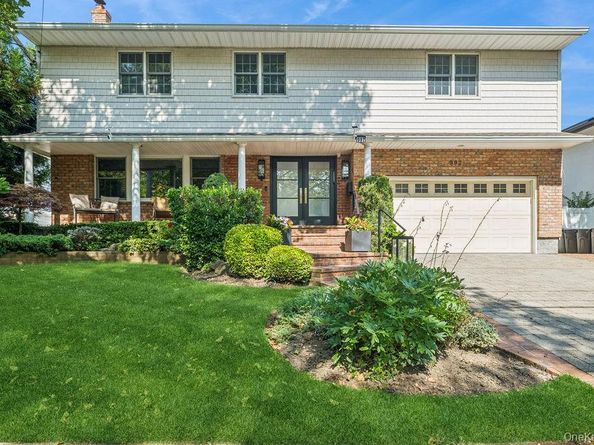 992 Dartmouth Lane, Woodmere NY 11598
