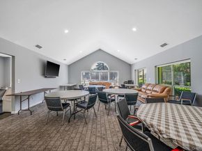 8 Crescent Circle, Holbrook NY 11741