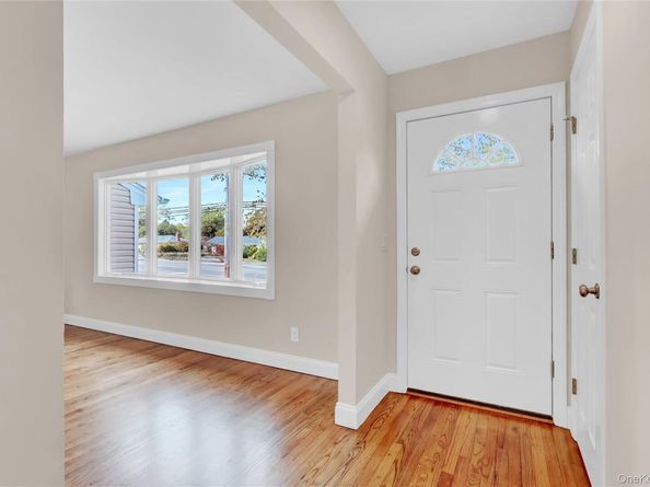 116 E Woodside Avenue, Patchogue NY 11772