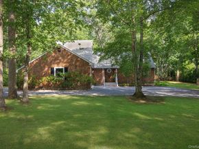 138A Montauk Highway, Westhampton NY 11977
