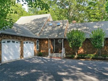 138A Montauk Highway