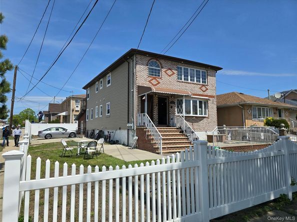 12403 152nd Avenue, Wakefield NY 11420