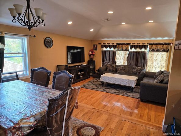 12403 152nd Avenue, Wakefield NY 11420