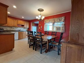 78 E Seacrest Avenue, Lindenhurst NY 11757