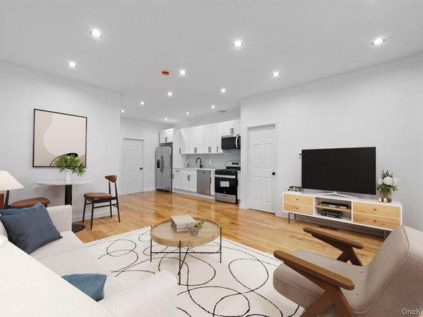 390 Essex Street, Brooklyn NY 11208