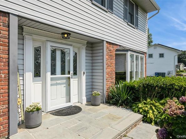 1 Wendy Lane, East Northport NY 11731