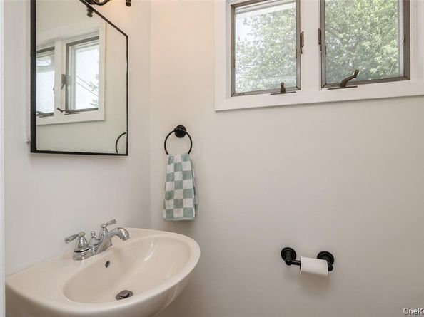 1 Wendy Lane, East Northport NY 11731
