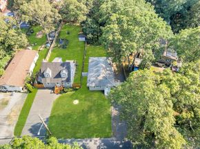 62 Eleanor Avenue, Mastic NY 11950