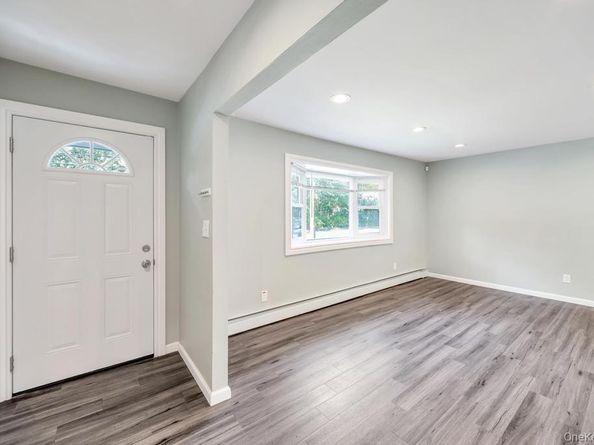 62 Eleanor Avenue, Mastic NY 11950