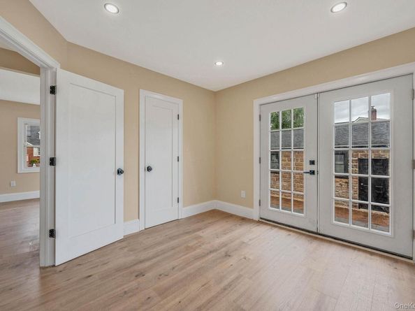 87 Sobro Avenue, Valley Stream NY 11580
