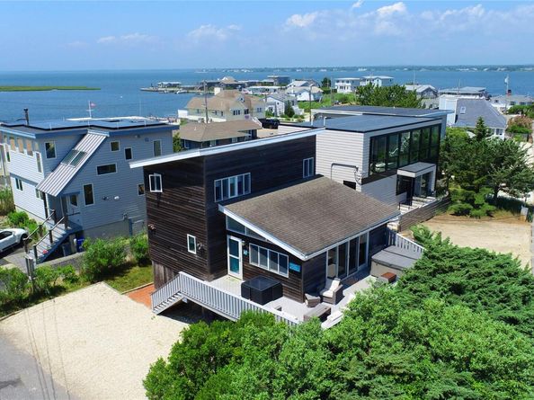 37 Harbor Road, Westhampton Beach NY 11978