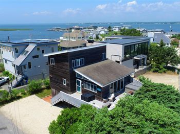 37 Harbor Road